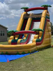 71113637340 DE0390E9 5CDC 4D31 B727 297B145E5B8C 1717890383 20ft Paradise Slide